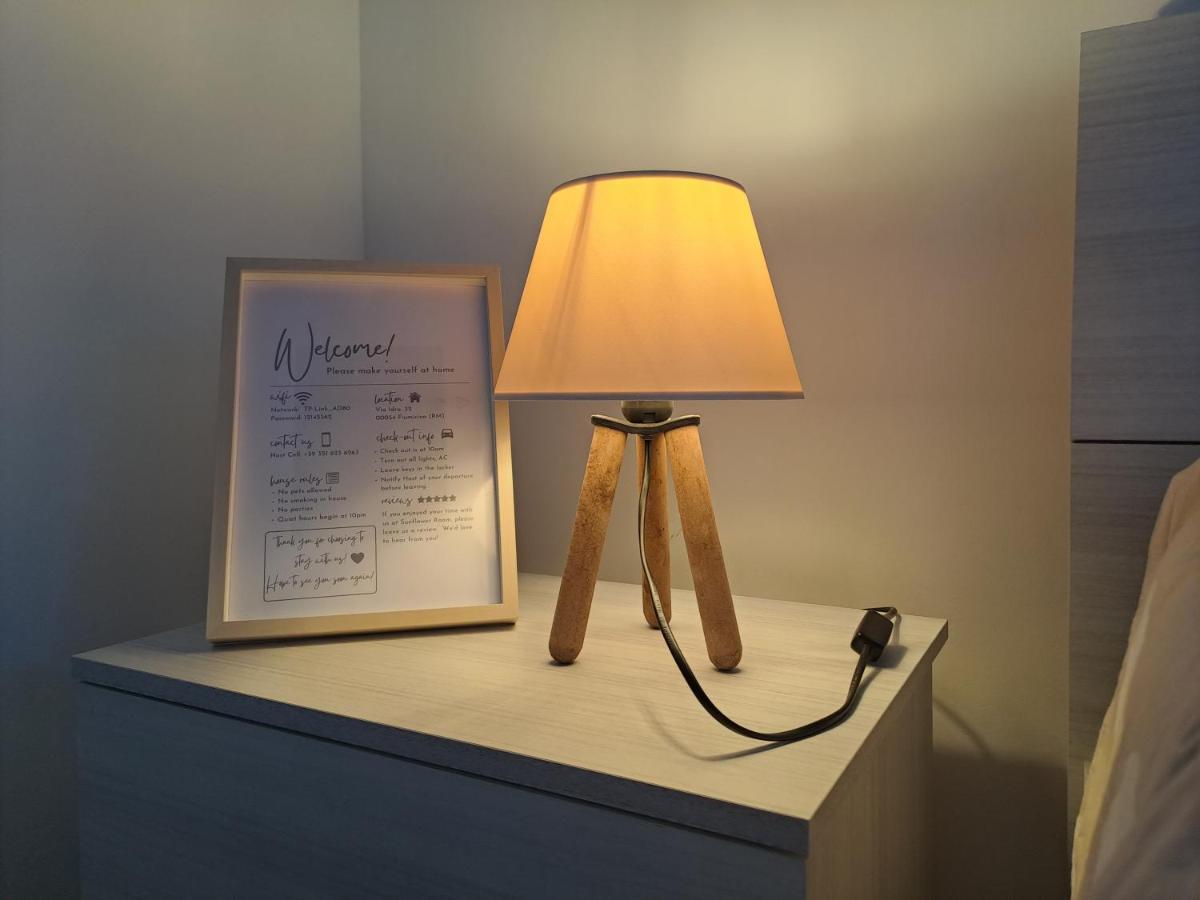 Fiumicino Airport Sunflower Room Екстериор снимка