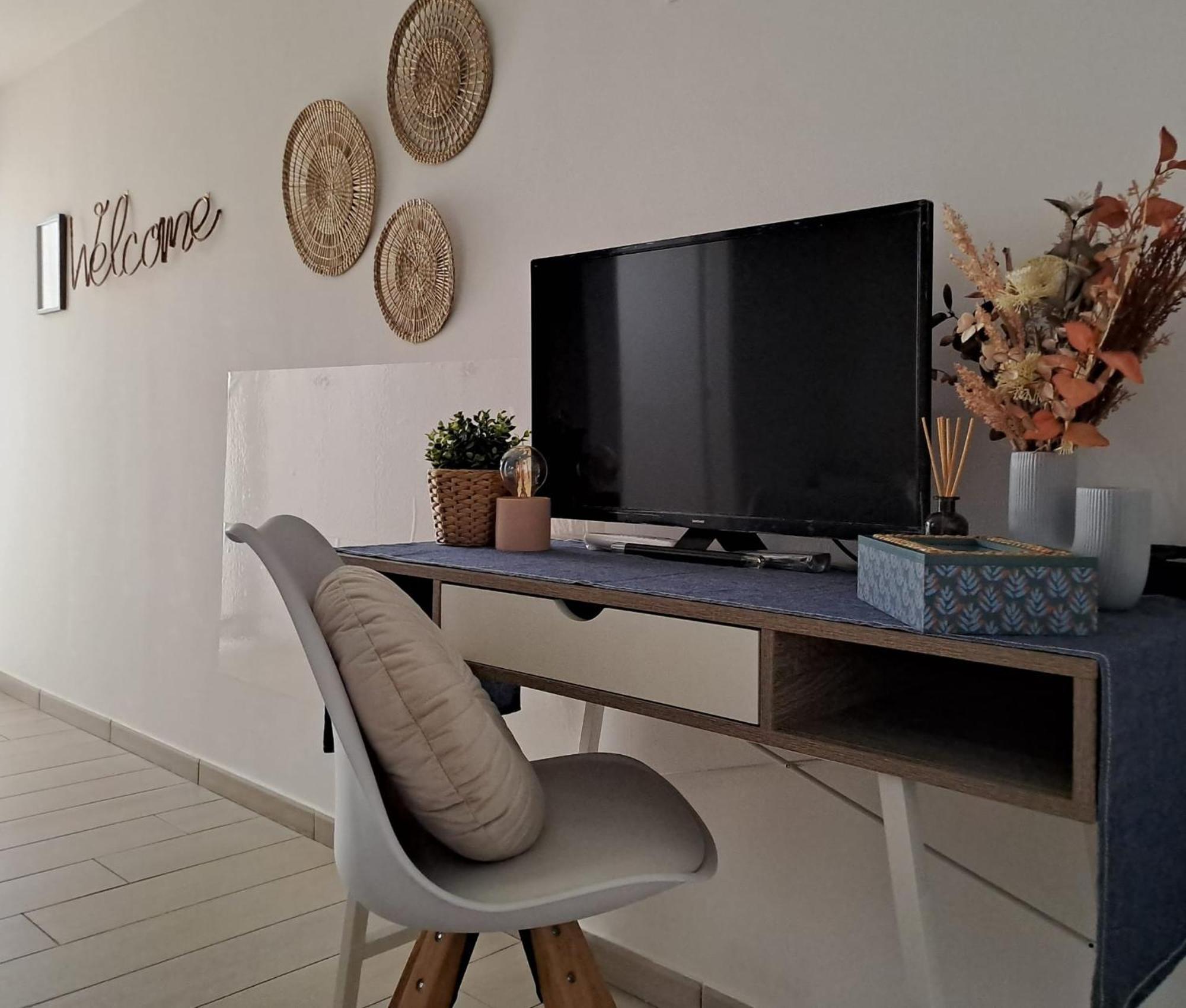 Fiumicino Airport Sunflower Room Екстериор снимка